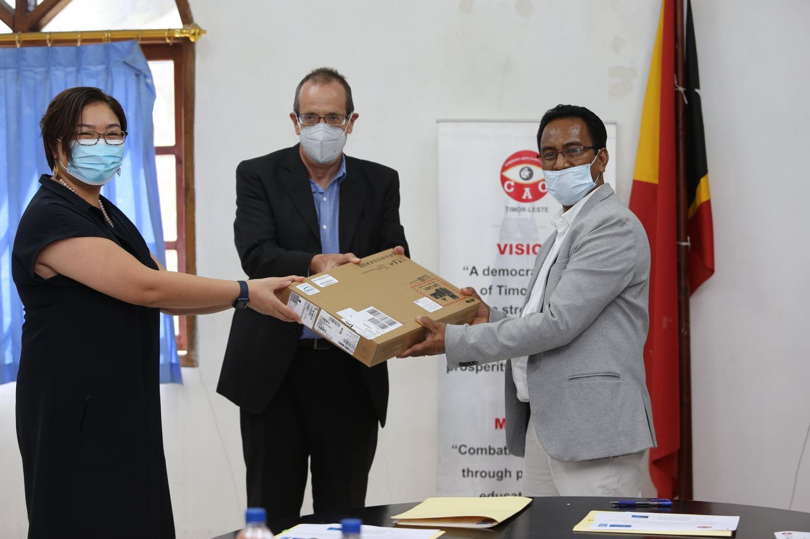 Comissão Anti Corrupção Timor-Leste recebe equipamentos TIC